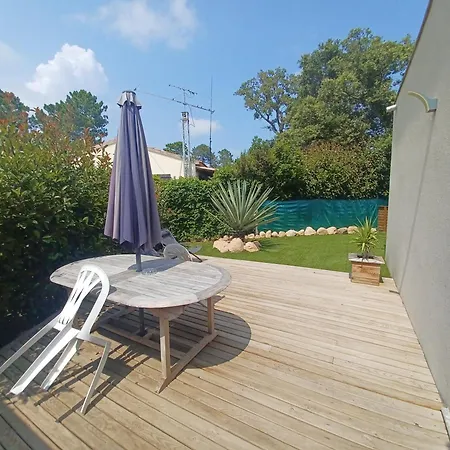 Mini A Lecci, Proche De La Appartement