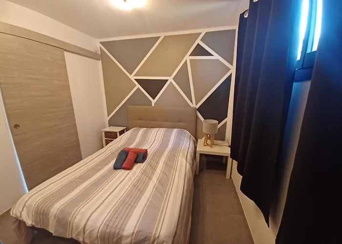 Mini A Lecci, Proche De La Apartamento
